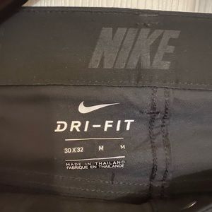 Men’s Nike Golf pants - 30/32 Size M